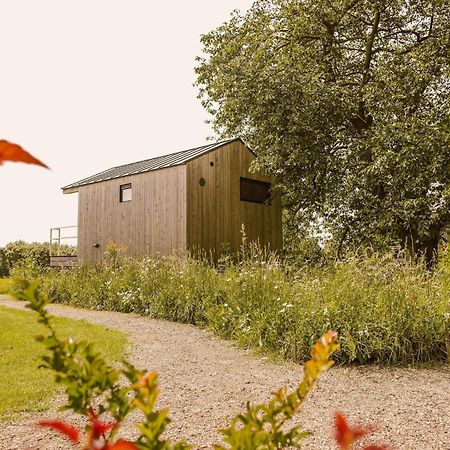 Boutiquehotel & Tiny Houses Plek17 Milsbeek Buitenkant foto