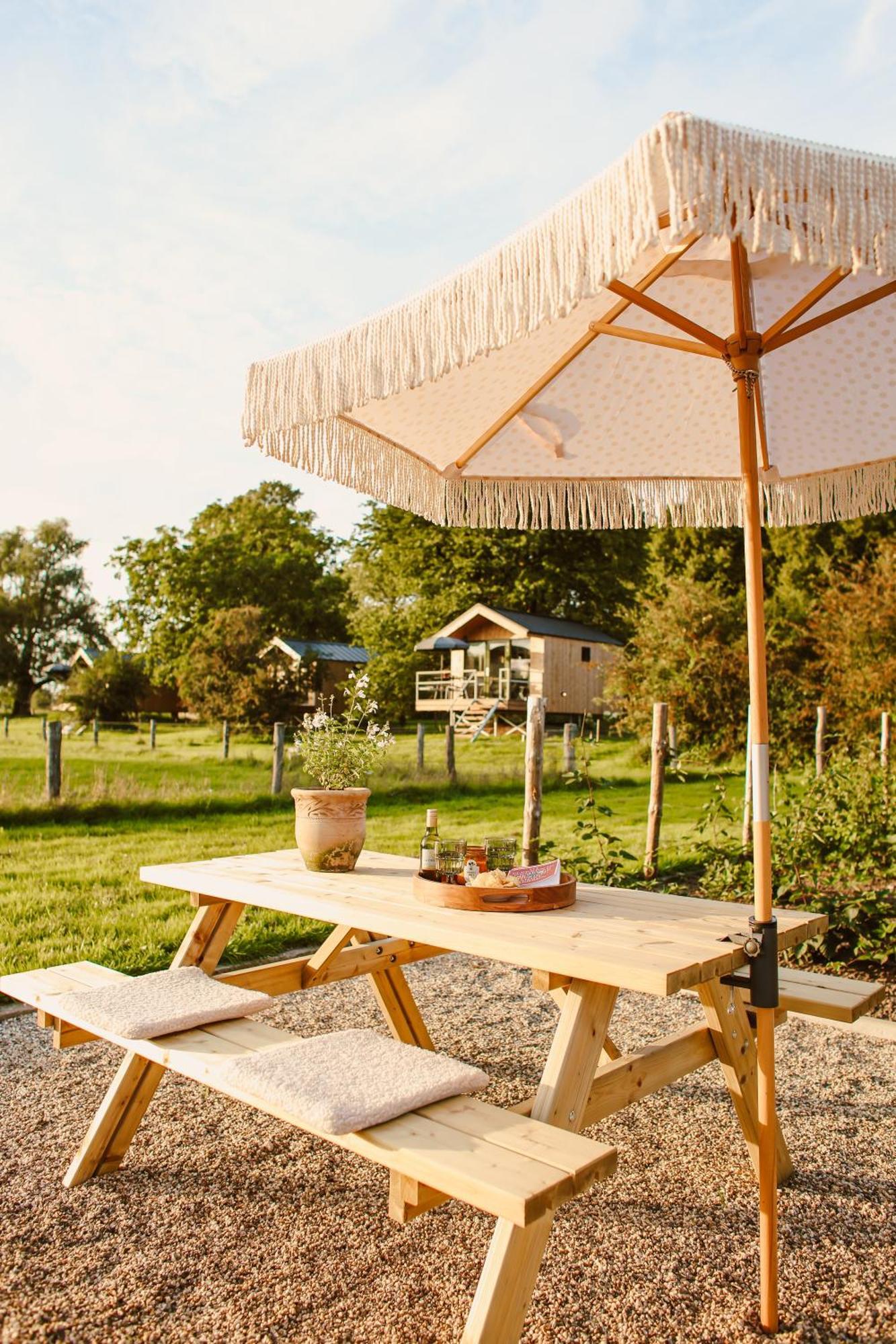 Boutiquehotel & Tiny Houses Plek17 Milsbeek Buitenkant foto