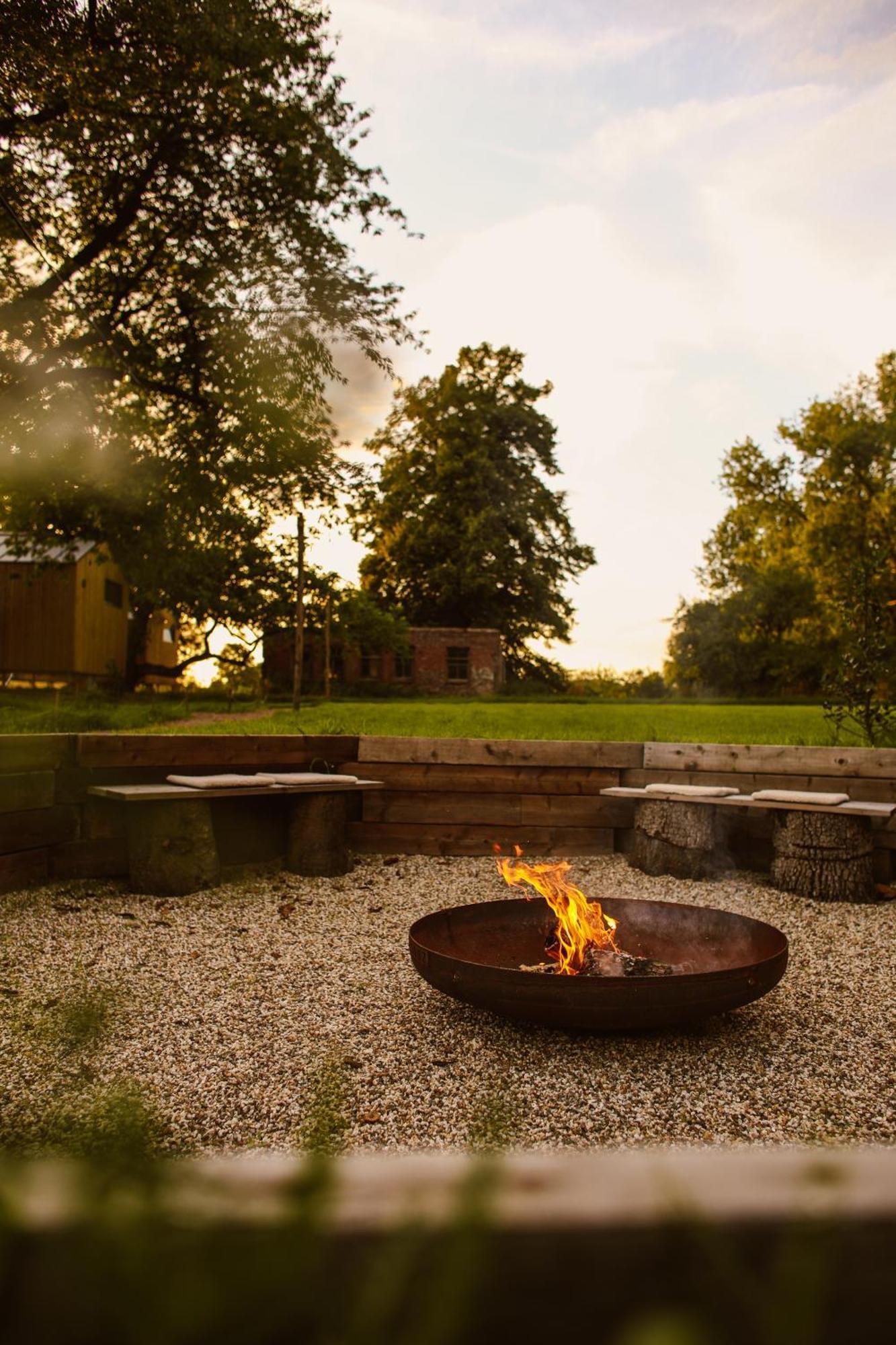 Boutiquehotel & Tiny Houses Plek17 Milsbeek Buitenkant foto