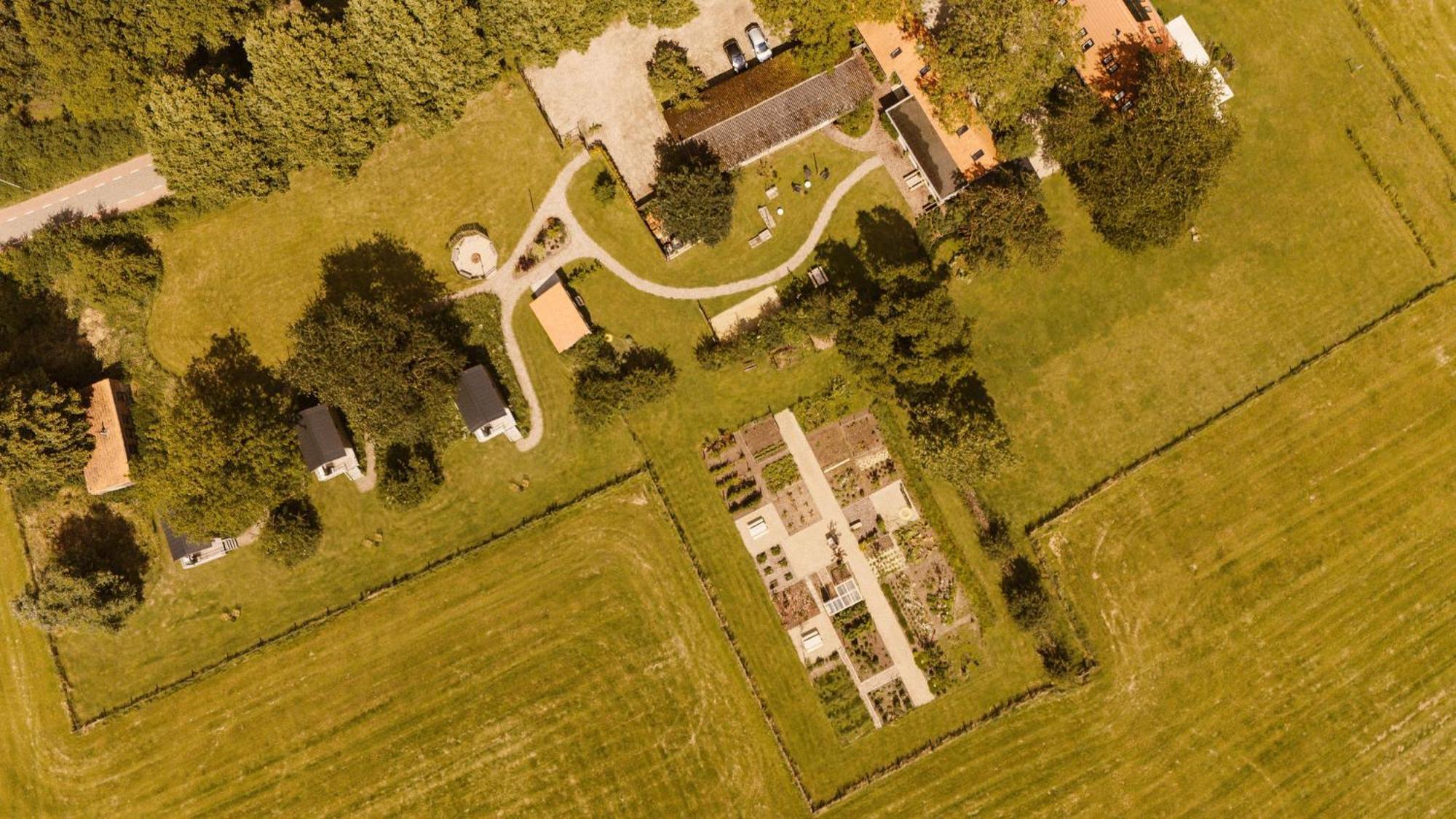 Boutiquehotel & Tiny Houses Plek17 Milsbeek Buitenkant foto